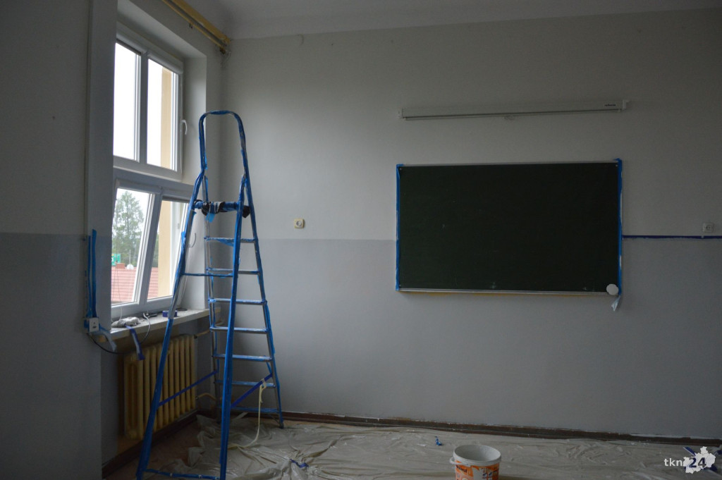 Wielkie remonty w I LO w Końskich, co się zmienia? [wideo, zdjęcia]