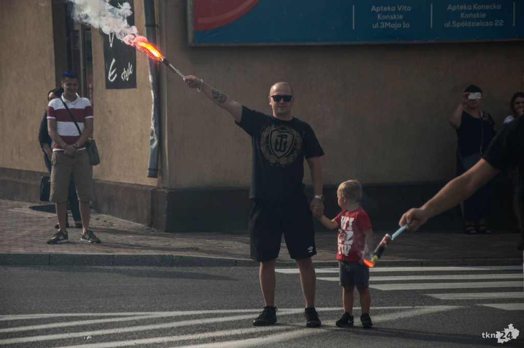 Końskie pamiętają o Powstańcach Warszawskich. Uczciliśmy Godzinę W [wideo, zdjęcia]