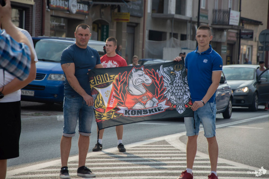 Końskie pamiętają o Powstańcach Warszawskich. Uczciliśmy Godzinę W [wideo, zdjęcia]