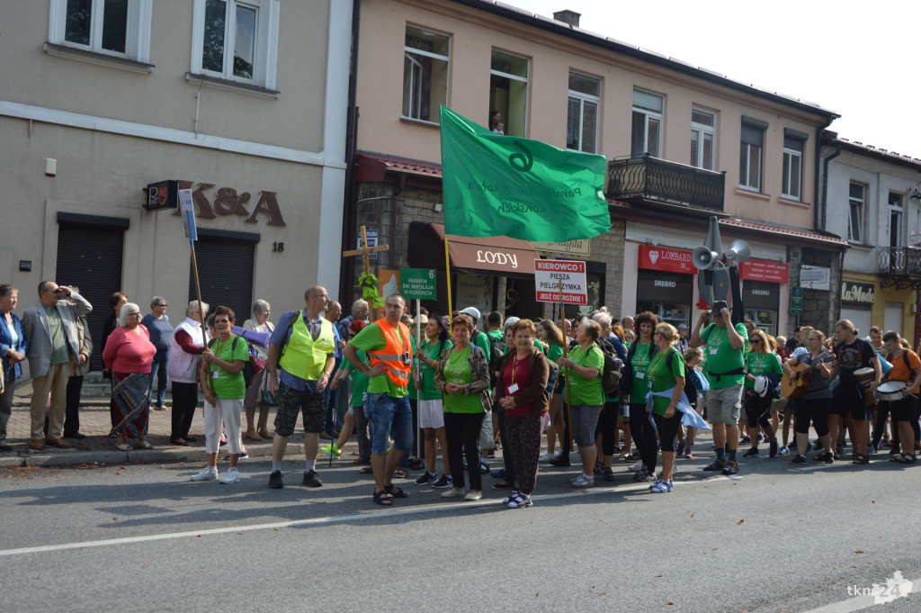 Pielgrzymka do Jasnej Góry wyruszyła z Końskich [zdjęcia]