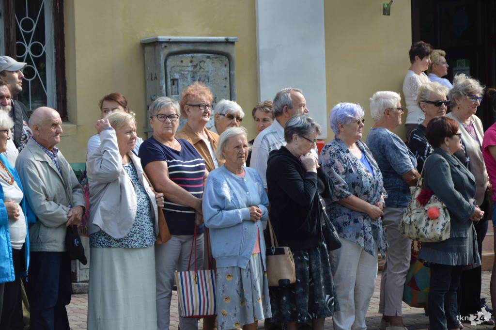 Pielgrzymka do Jasnej Góry wyruszyła z Końskich [zdjęcia]