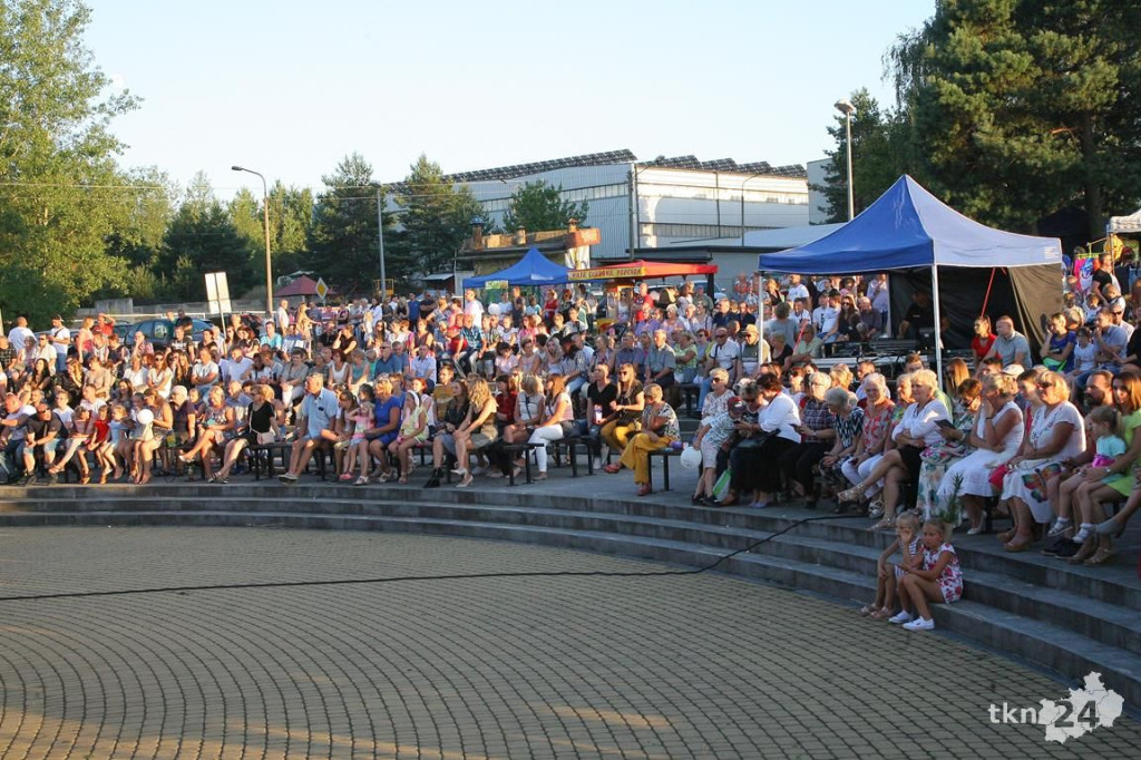 Biegun Ciepła z Future Folk rozgrzał stąporkowian! [fotorelacja]
