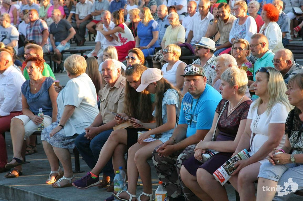 Biegun Ciepła z Future Folk rozgrzał stąporkowian! [fotorelacja]