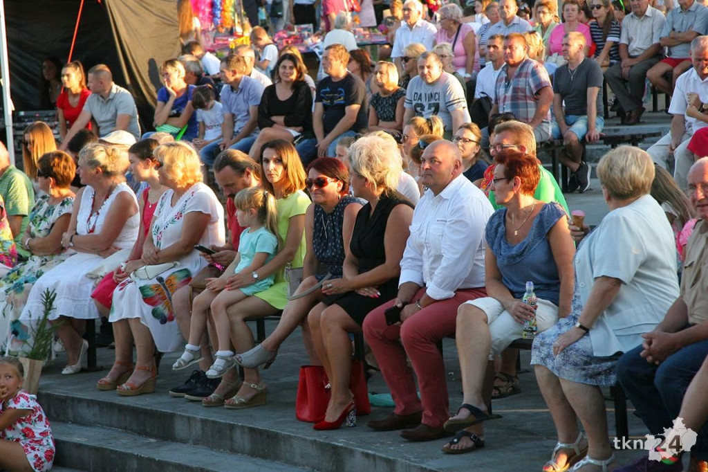 Biegun Ciepła z Future Folk rozgrzał stąporkowian! [fotorelacja]
