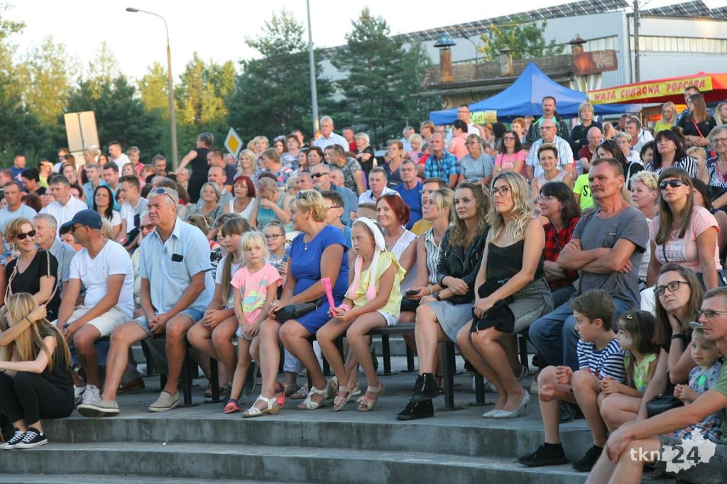 Biegun Ciepła z Future Folk rozgrzał stąporkowian! [fotorelacja]