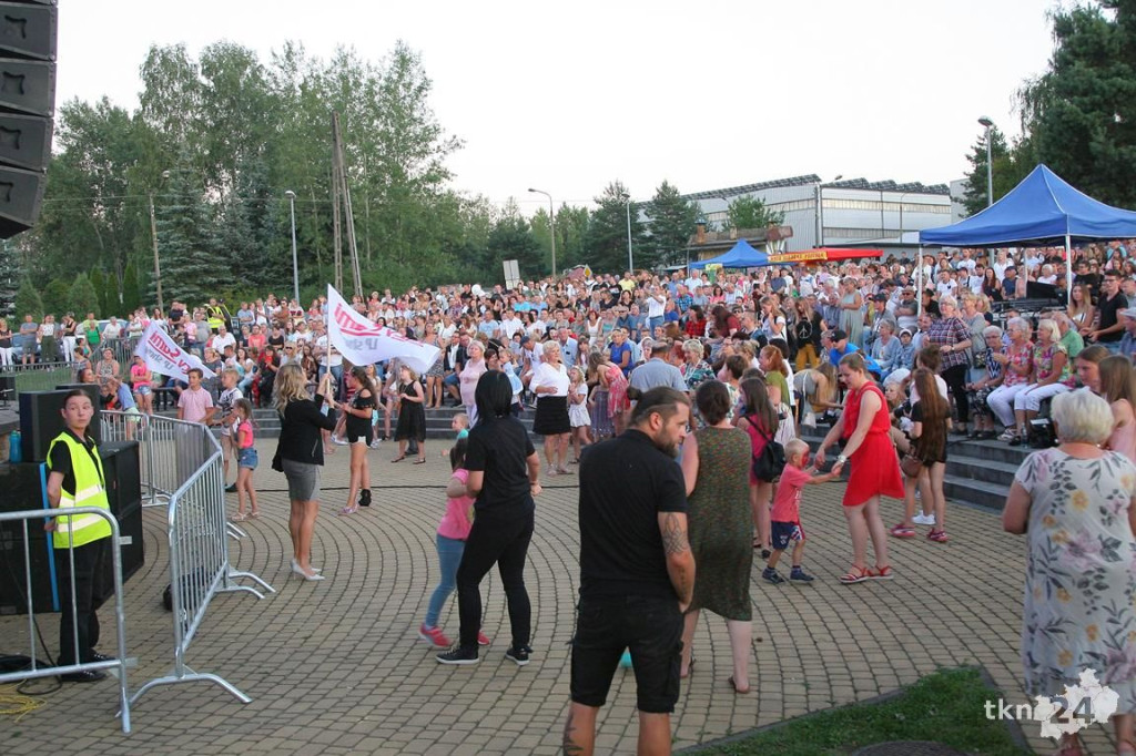 Biegun Ciepła z Future Folk rozgrzał stąporkowian! [fotorelacja]