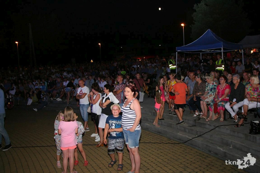 Biegun Ciepła z Future Folk rozgrzał stąporkowian! [fotorelacja]
