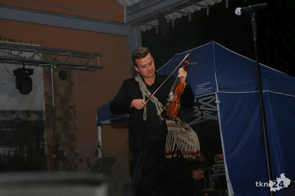Biegun Ciepła z Future Folk rozgrzał stąporkowian! [fotorelacja]