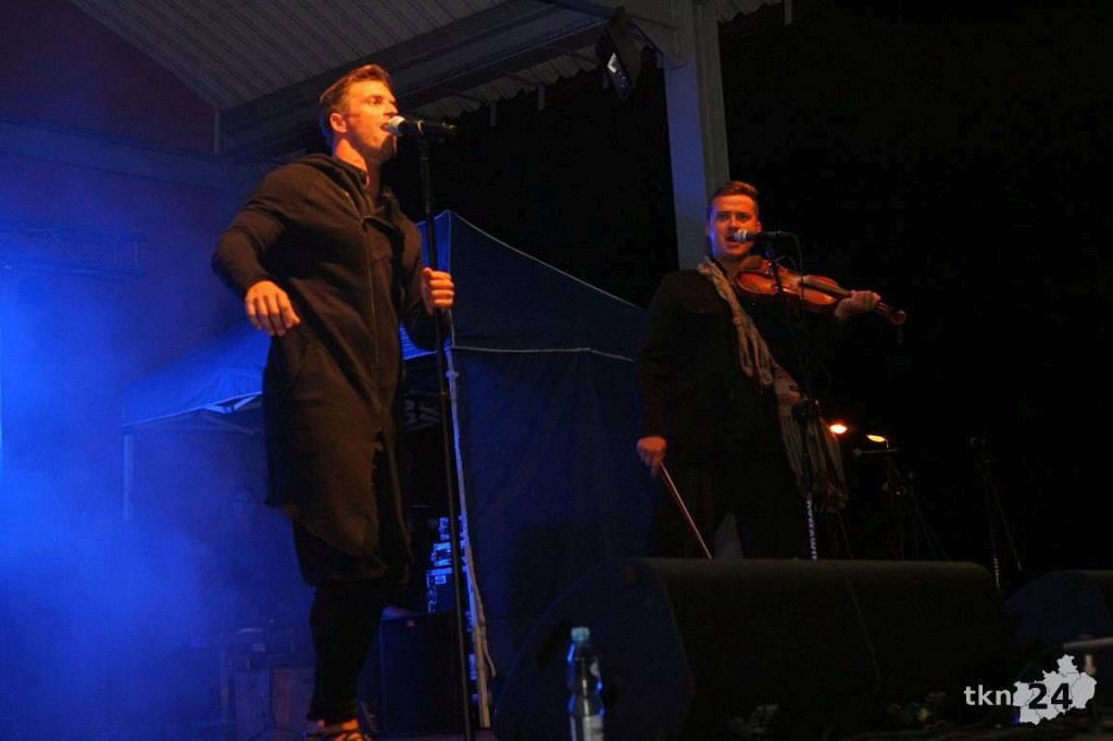 Biegun Ciepła z Future Folk rozgrzał stąporkowian! [fotorelacja]