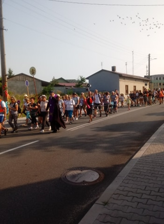 Raport pielgrzymkowy. Przed pątnikami ostatni odcinek