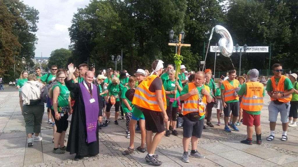 Pielgrzymi z Końskich dotarli do Maryi! [zdjęcia]