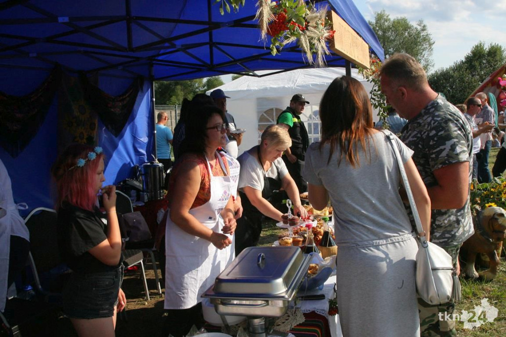 Gowarczów bawił się z grupą Maxel podczas festynu św. Rocha [fotorelacja]