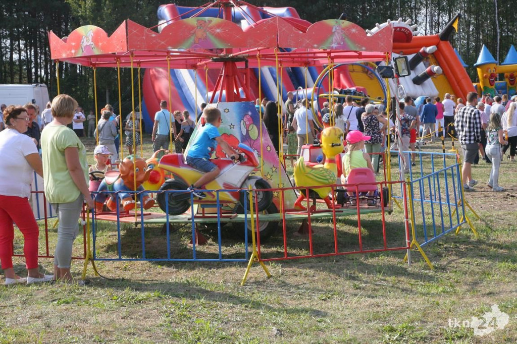 Gowarczów bawił się z grupą Maxel podczas festynu św. Rocha [fotorelacja]