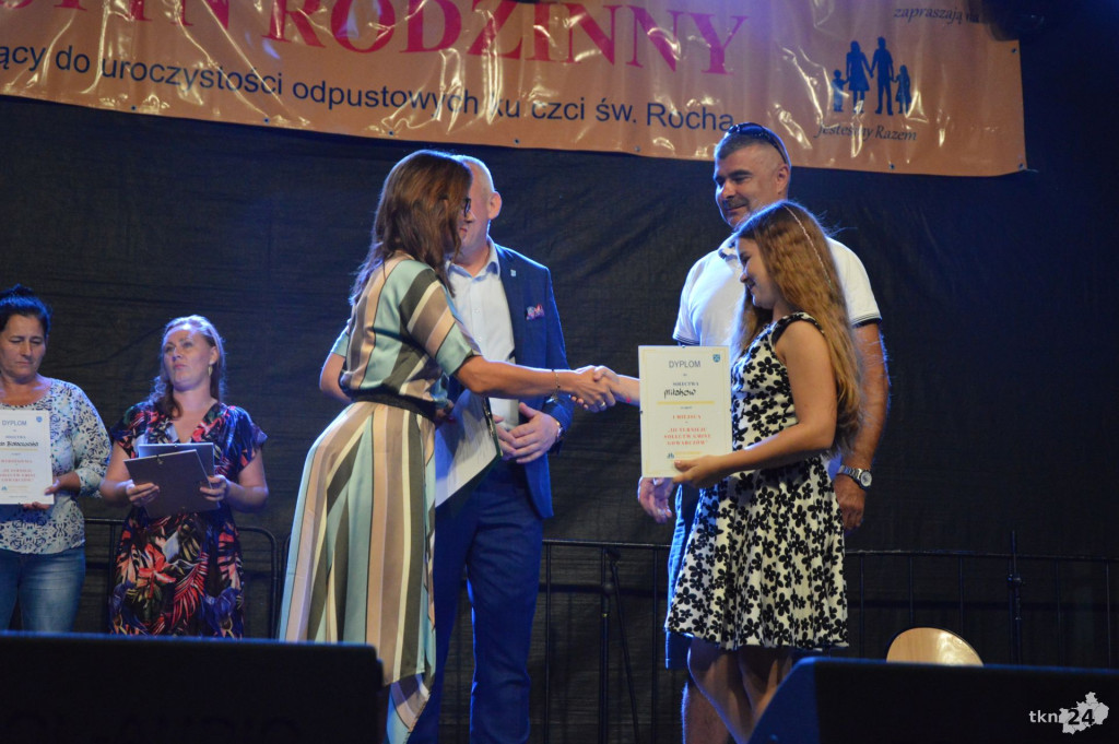 Gowarczów bawił się z grupą Maxel podczas festynu św. Rocha [fotorelacja]