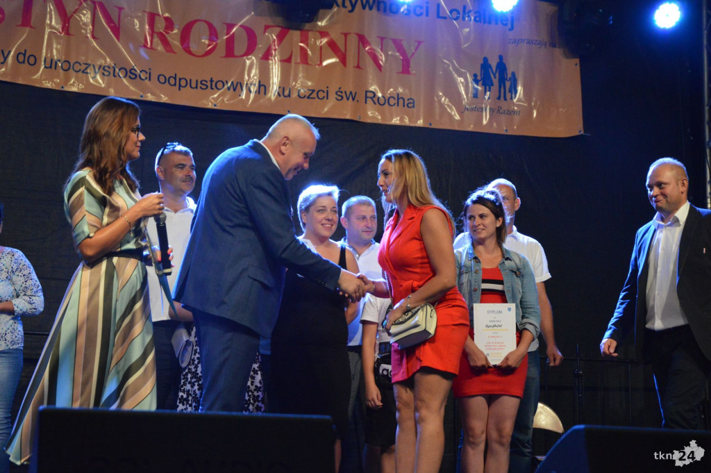 Gowarczów bawił się z grupą Maxel podczas festynu św. Rocha [fotorelacja]