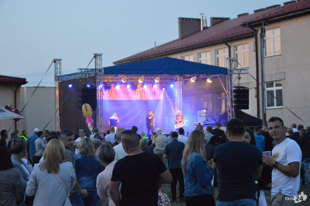 WIDEO: Festyn św. Rocha w Gowarczowie z grupą Maxel