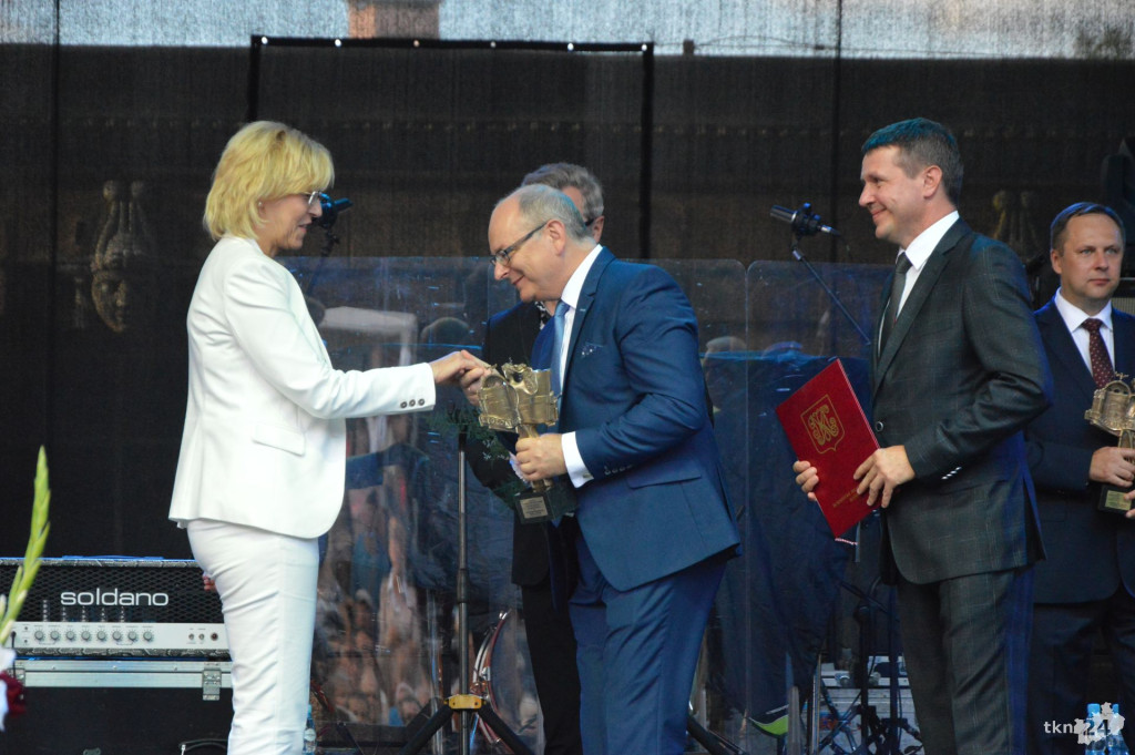 WIDEO: Niedziela na Dniach Końskich z Dańcem i Brathankami