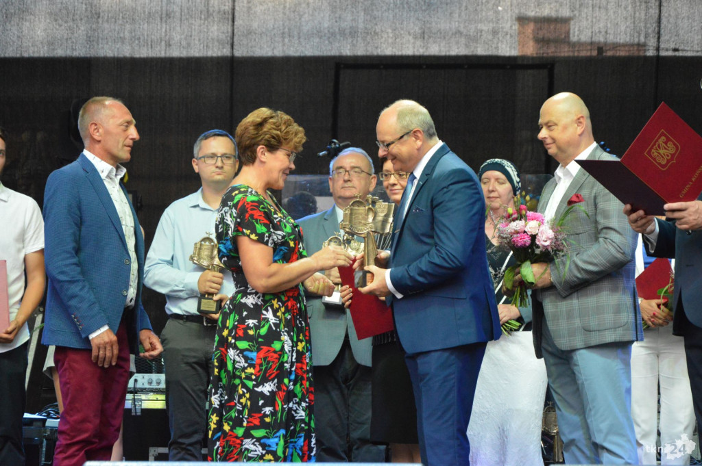 WIDEO: Niedziela na Dniach Końskich z Dańcem i Brathankami