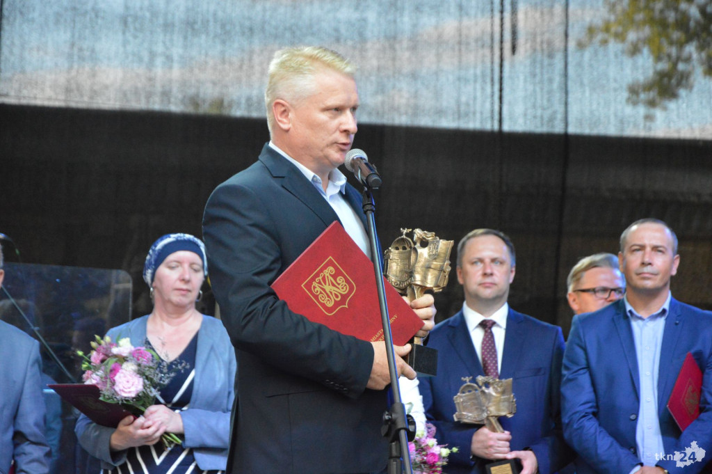 WIDEO: Niedziela na Dniach Końskich z Dańcem i Brathankami