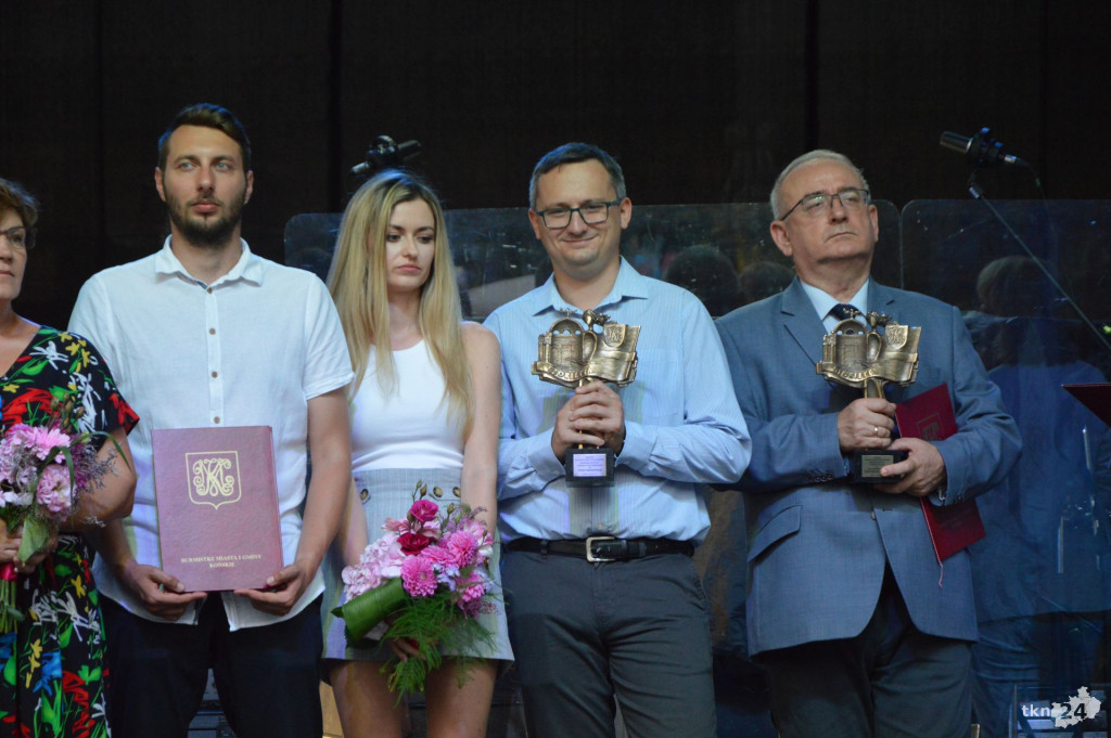 WIDEO: Niedziela na Dniach Końskich z Dańcem i Brathankami