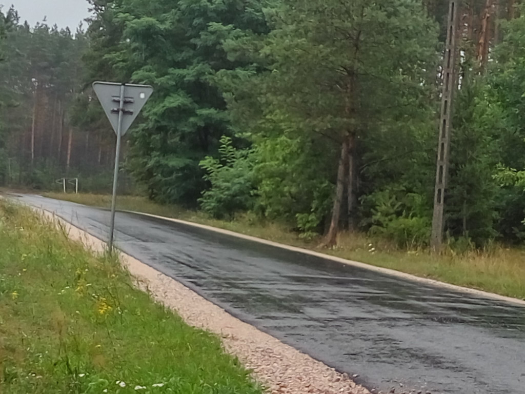 Z funduszu sołeckiego remontują drogi w gminie Końskie! [zdjęcia]