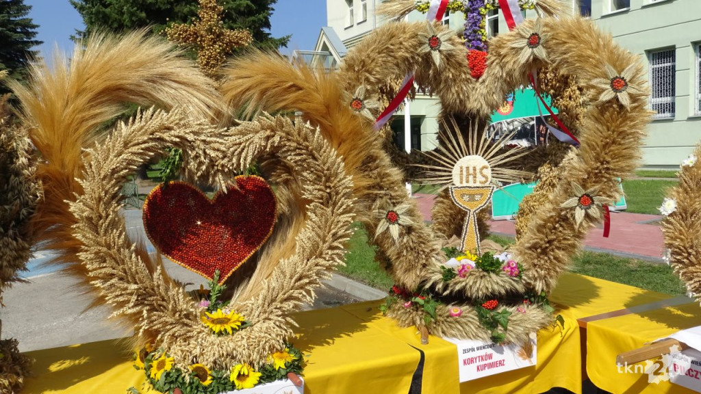 Czerwona Wola z najpiękniejszym Wieńcem Dożynkowym w powiecie! [wideo, zdjęcia]