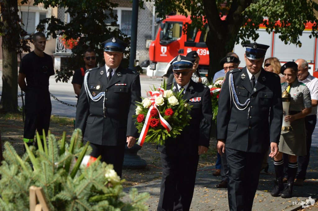Radoszyce upamiętniły 75. rocznicę pacyfikacji miasta [zdjęcia]