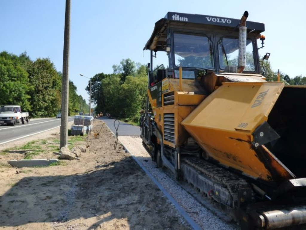 Sprawdzamy, jak przebiega remont ścieżki pieszo-rowerowej w gminie Ruda Maleniecka [zdjęcia]
