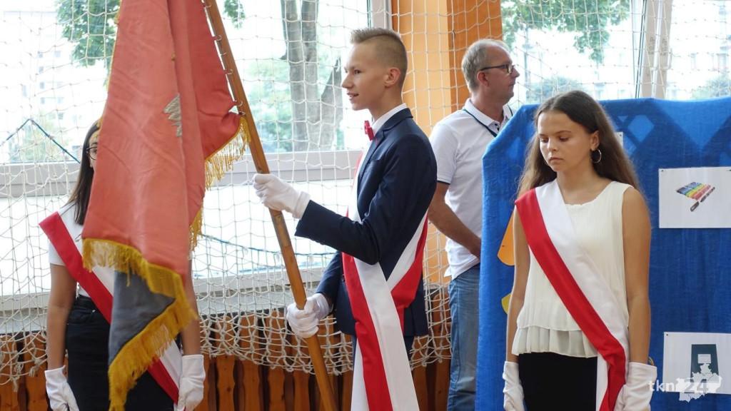 Pierwszy dzwonek zabrzmiał w koneckich szkołach! [wideo, zdjęcia]