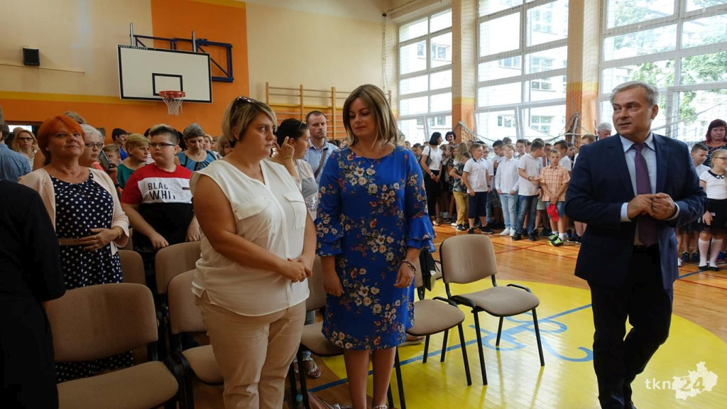 Pierwszy dzwonek zabrzmiał w koneckich szkołach! [wideo, zdjęcia]