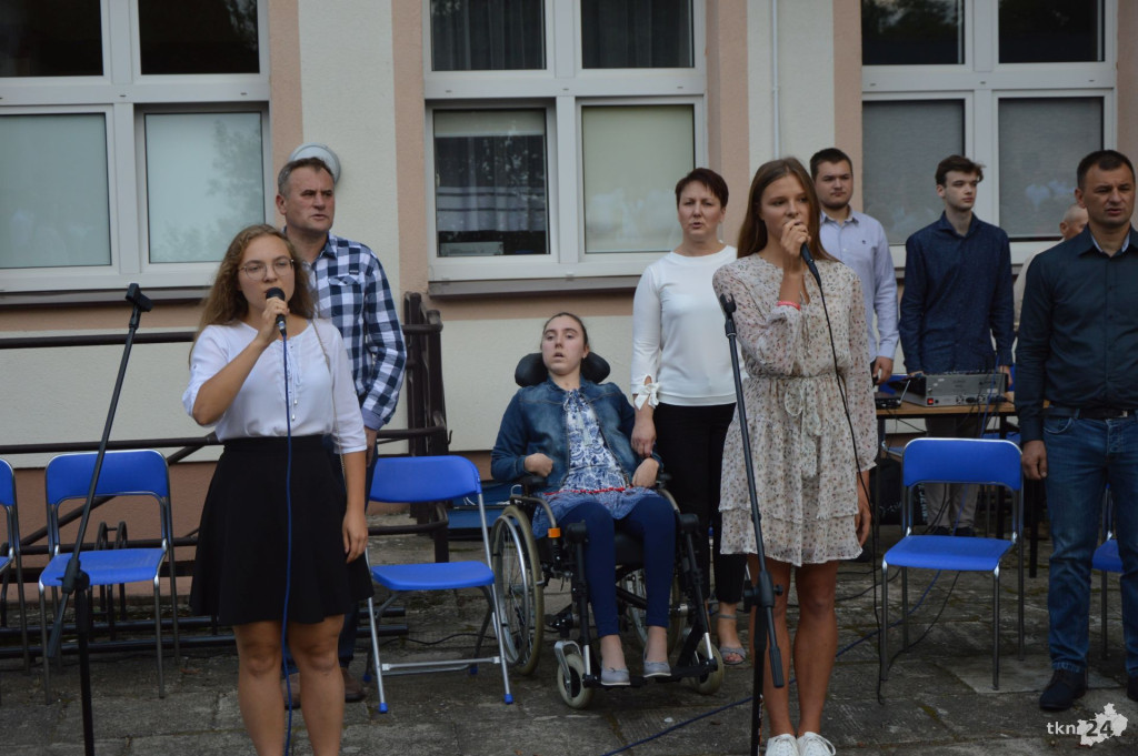 Pierwszy dzwonek zabrzmiał w koneckich szkołach! [wideo, zdjęcia]