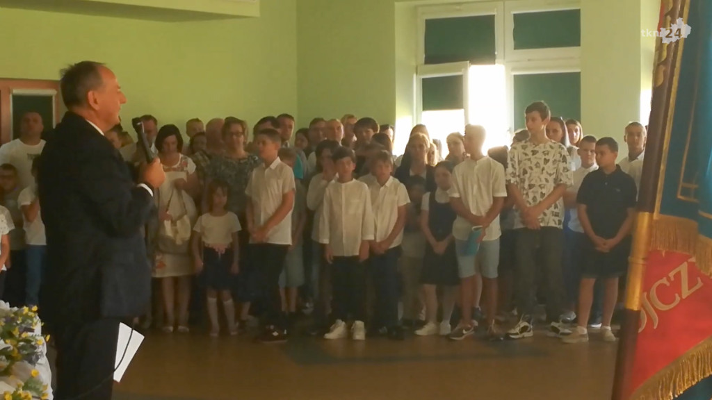 Pierwszy dzwonek zabrzmiał w koneckich szkołach! [wideo, zdjęcia]