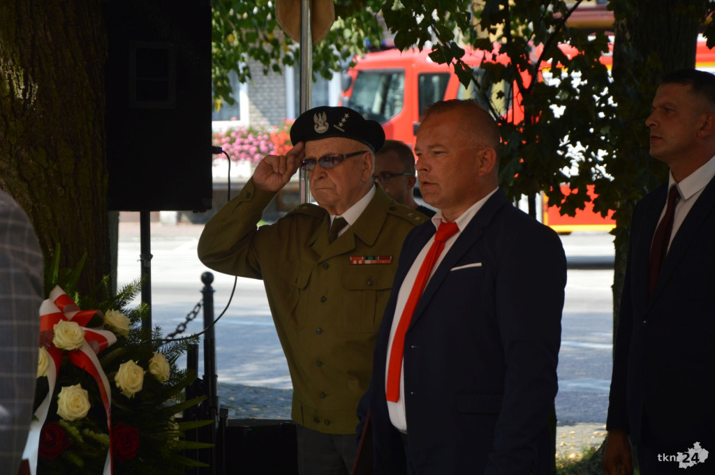 W Radoszycach upamiętniono 75. rocznicę pacyfikacji miasta [wideo]