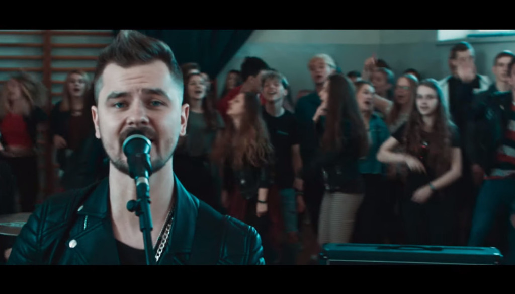 Teatr Lustro i II LO w teledysku grupy HOOK [WIDEO]