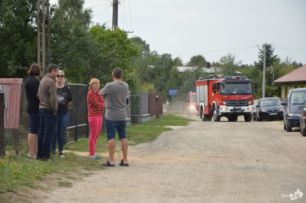 Nieświń zapylony. Awaria fabryki w miejscowości Fidor [wideo, zdjęcia]