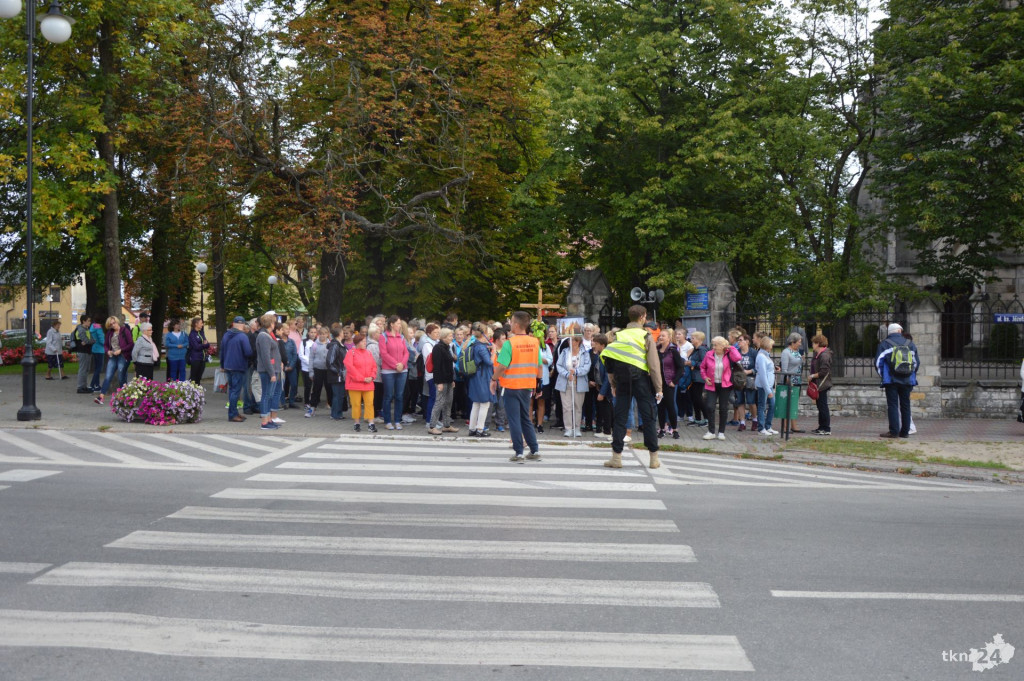 Wielkie święto i tłumy pielgrzymów w Czarnej [wideo, zdjęcia]