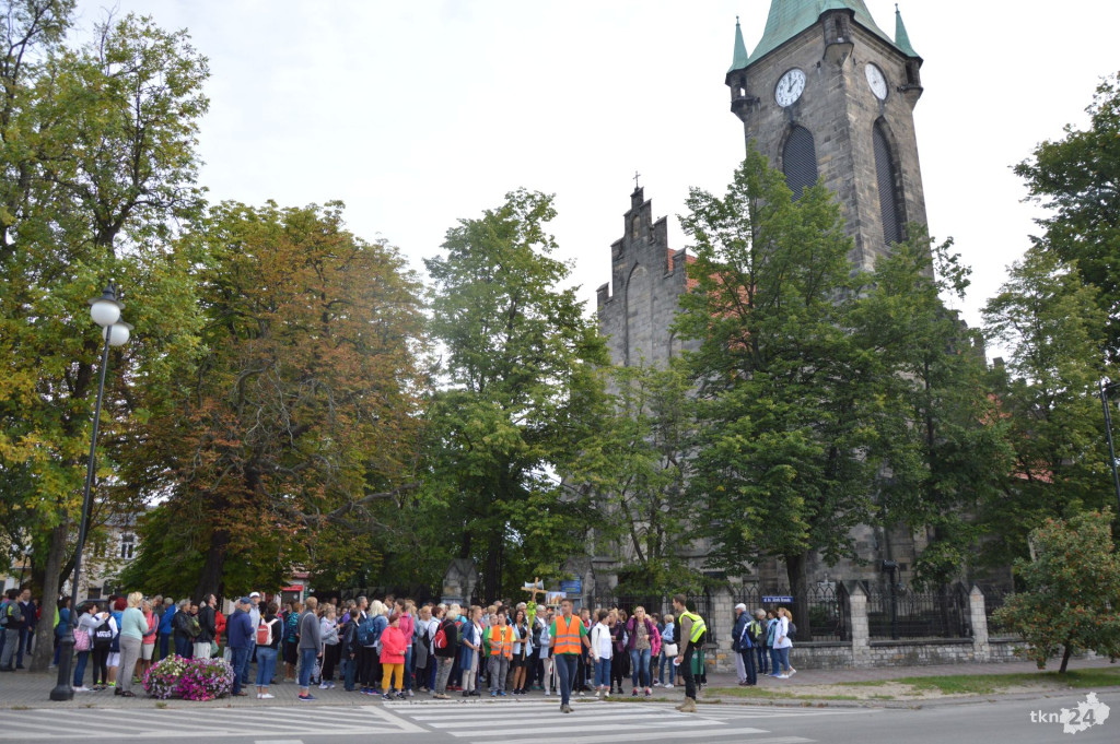 Wielkie święto i tłumy pielgrzymów w Czarnej [wideo, zdjęcia]