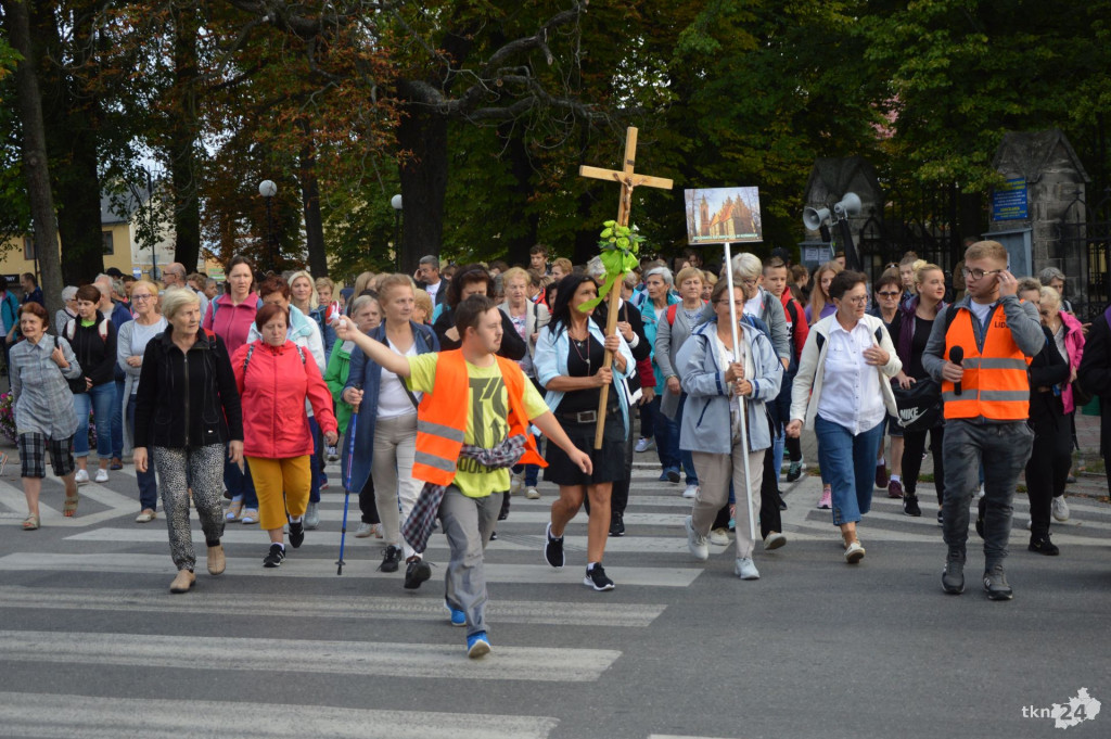 Wielkie święto i tłumy pielgrzymów w Czarnej [wideo, zdjęcia]