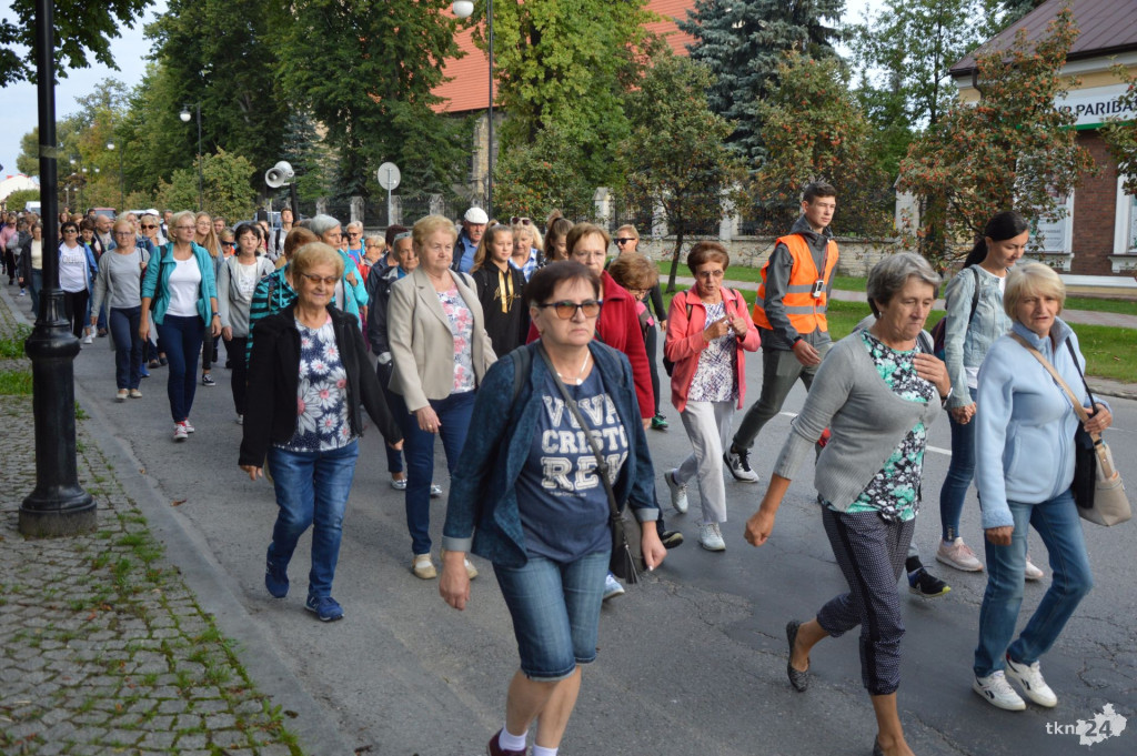 Wielkie święto i tłumy pielgrzymów w Czarnej [wideo, zdjęcia]