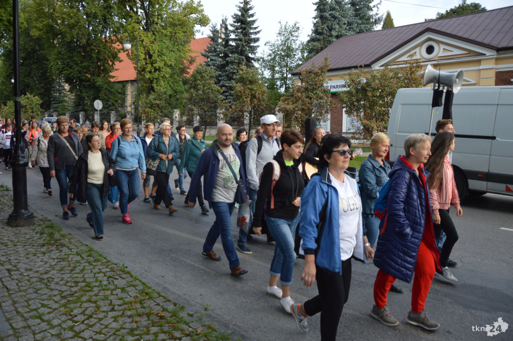 Wielkie święto i tłumy pielgrzymów w Czarnej [wideo, zdjęcia]