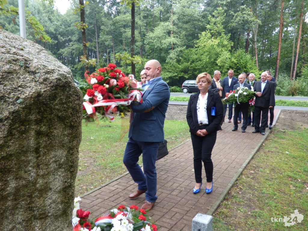 Uroczystość w 80 rocznicę walk nad Czarną w Rudzie Malenieckiej [zdjęcia]