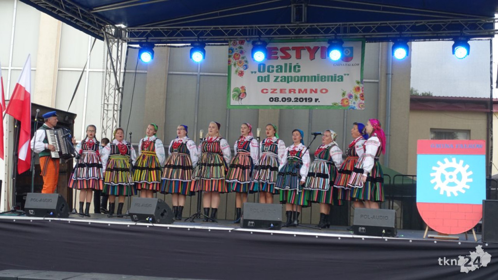 WIDEO: Festyn `Ocalić od zapomnienia w Czermnie`