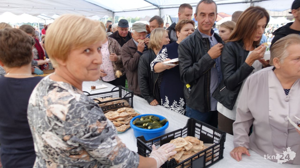 WIDEO: Festyn `Ocalić od zapomnienia w Czermnie`