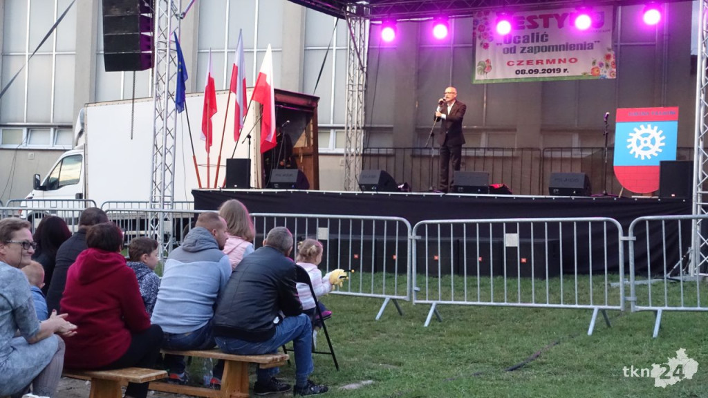 WIDEO: Festyn `Ocalić od zapomnienia w Czermnie`