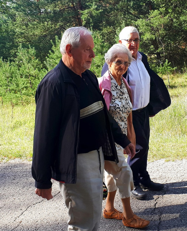 Uczniowie szkół podstawowych upamiętnili wojennych bohaterów [zdjęcia]