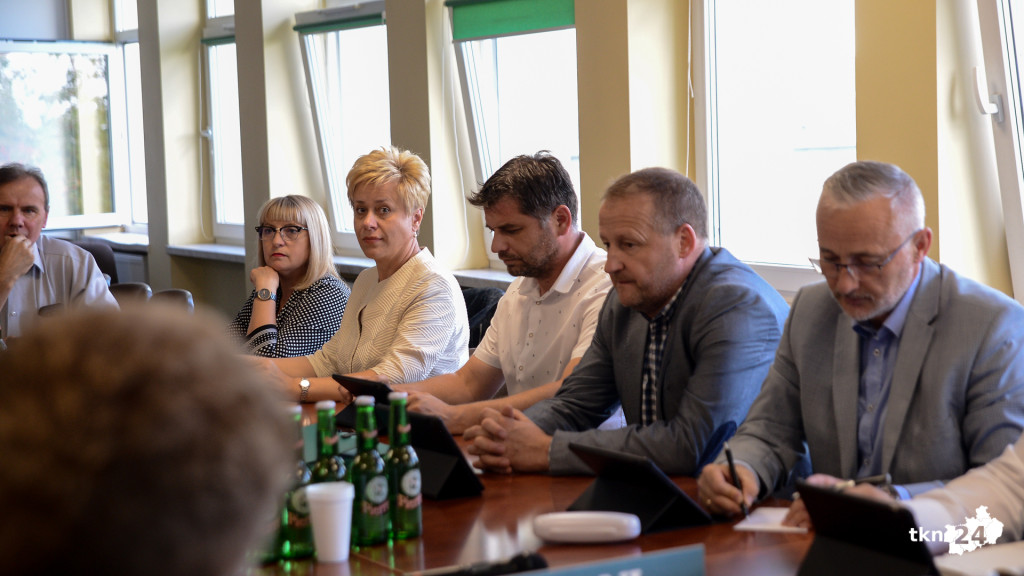 Radni zdecydowali. PUP w Stąporkowie do likwidacji [wideo, zdjęcia]