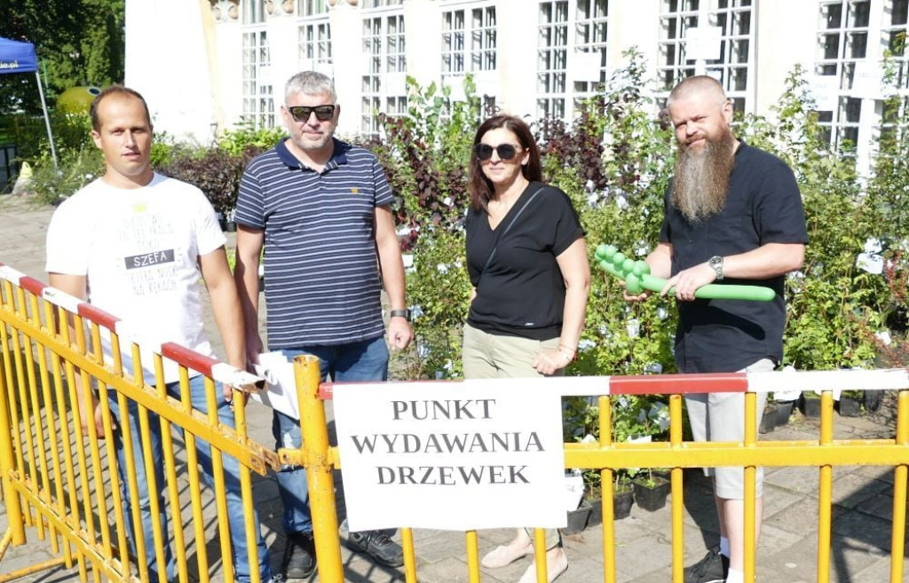 Duży sukces drugiej edycji gminnej akcji `Drzewko za surowce` [wideo, zdjęcia]
