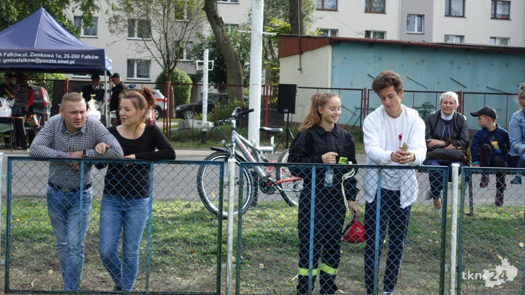 Gospodarze najlepsi na zawodach pożarniczych w Fałkowie! [wideo, zdjęcia]