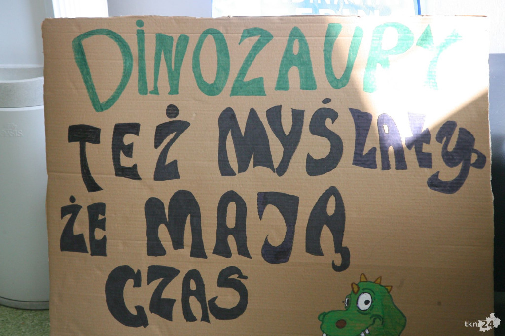 Konecka młodzież protestowała w sprawie klimatu [wideo, zdjęcia]