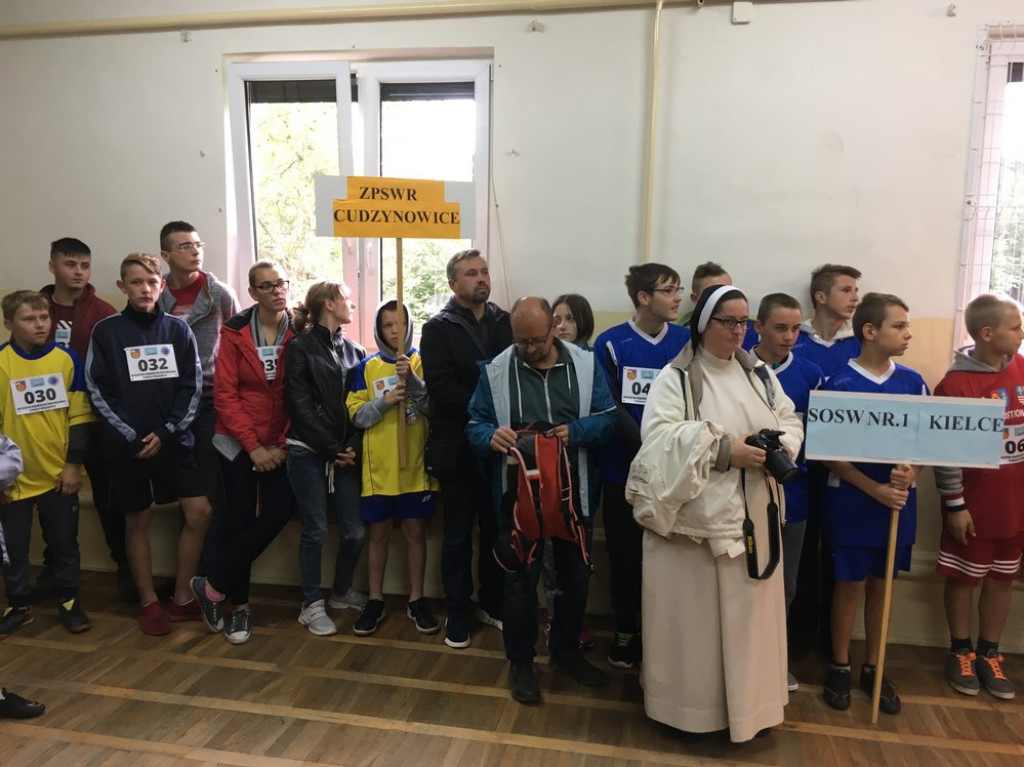 Wojewódzkie Biegi Przełajowe w Baryczy [zdjęcia]